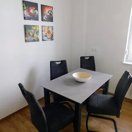 شقة In Magdeburg-salbke Mit Balkon Und Wifi ماغديبورغ