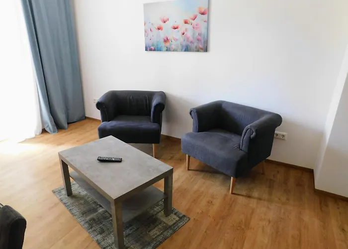 In Magdeburg-salbke Mit Balkon Und Wifi Lägenhet *