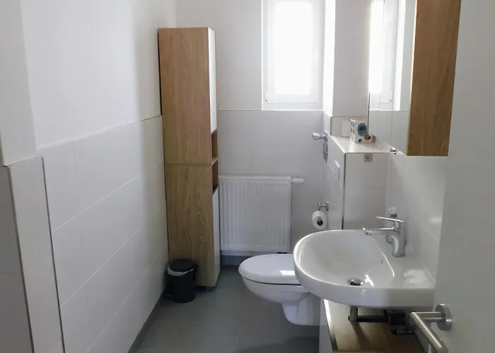 In Magdeburg-salbke Mit Balkon Und Wifi Lägenhet *